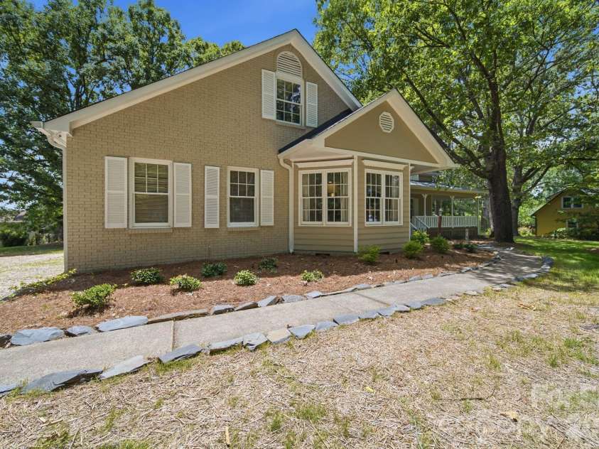 2721 Tara Drive, Monroe, NC 28112.  MLS# CAR4336627, YatesRealty ID 7924. 