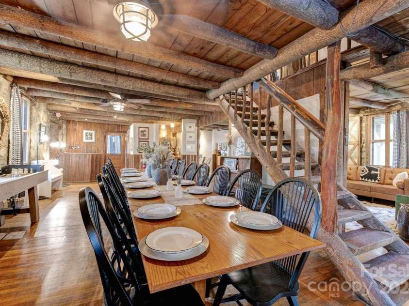 109 Dolan Road, Waynesville, NC 28786.  MLS# CAR4171356, YatesRealty ID 7926. 