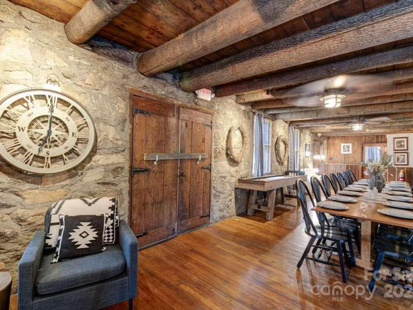 109 Dolan Road, Waynesville, NC 28786.  MLS# CAR4171356, YatesRealty ID 7926. 