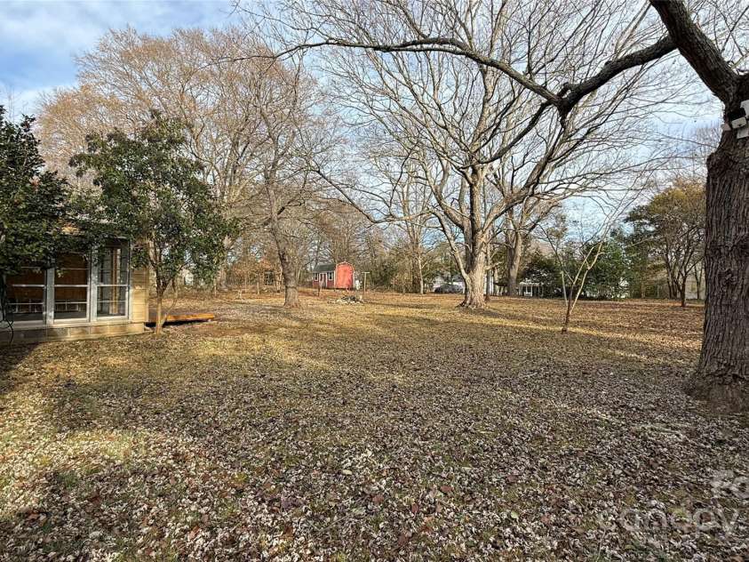 809 Howard Street, Shelby, NC 28152.  MLS# CAR4333326, YatesRealty ID 7926. 