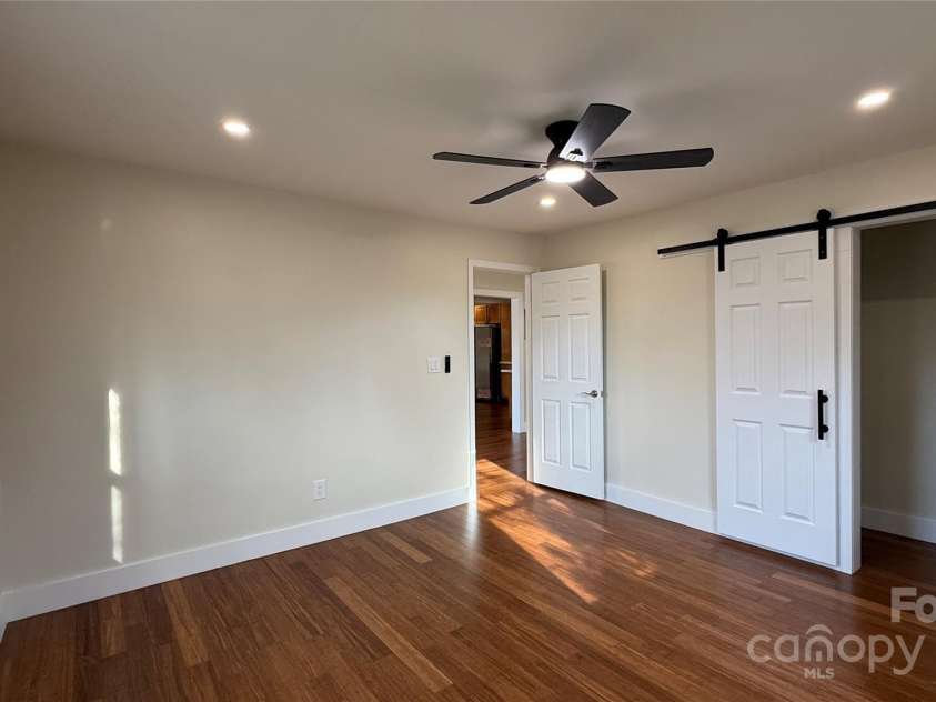 809 Howard Street, Shelby, NC 28152.  MLS# CAR4333326, YatesRealty ID 7926. 
