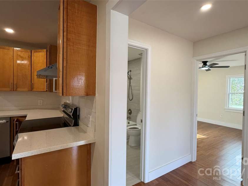 809 Howard Street, Shelby, NC 28152.  MLS# CAR4333326, YatesRealty ID 7926. 