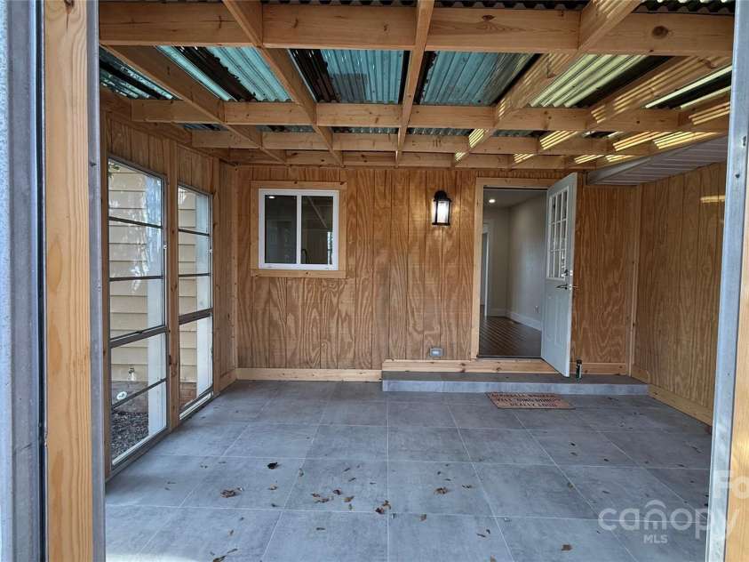 809 Howard Street, Shelby, NC 28152.  MLS# CAR4333326, YatesRealty ID 7926. 