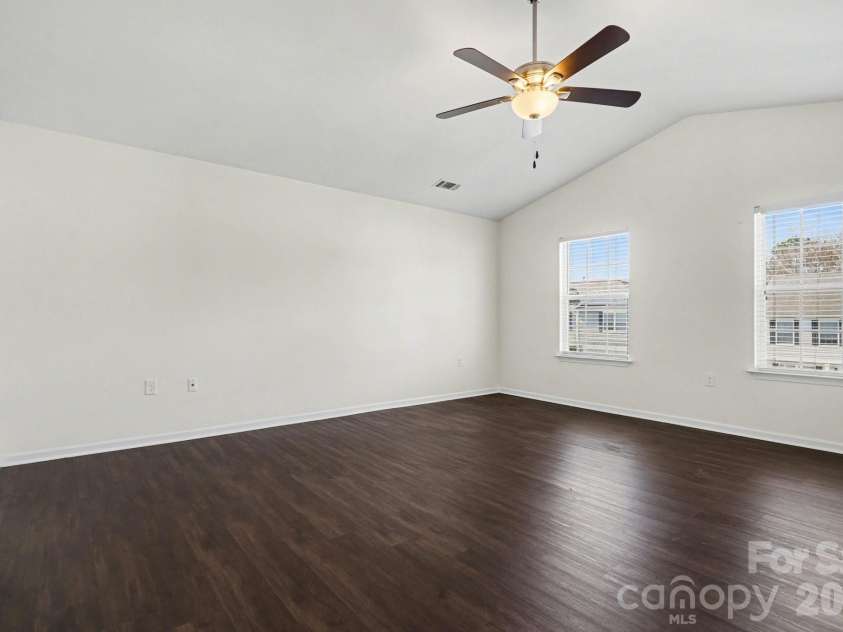 12814 Settlers Trail Court, Charlotte, NC 28278.  MLS# CAR4353800, YatesRealty ID 7928. 