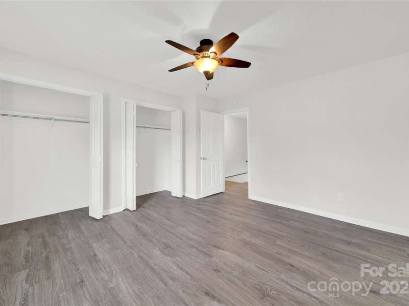 430 Stoneycreek Lane, Rock Hill, SC 29730.  MLS# CAR4230749, YatesRealty ID 7928. 