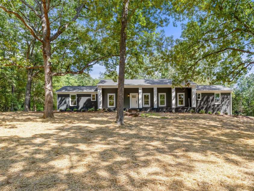 3124 India Hook Road, Rock Hill, SC 29732.  MLS# CAR4296950, YatesRealty ID 7929. 