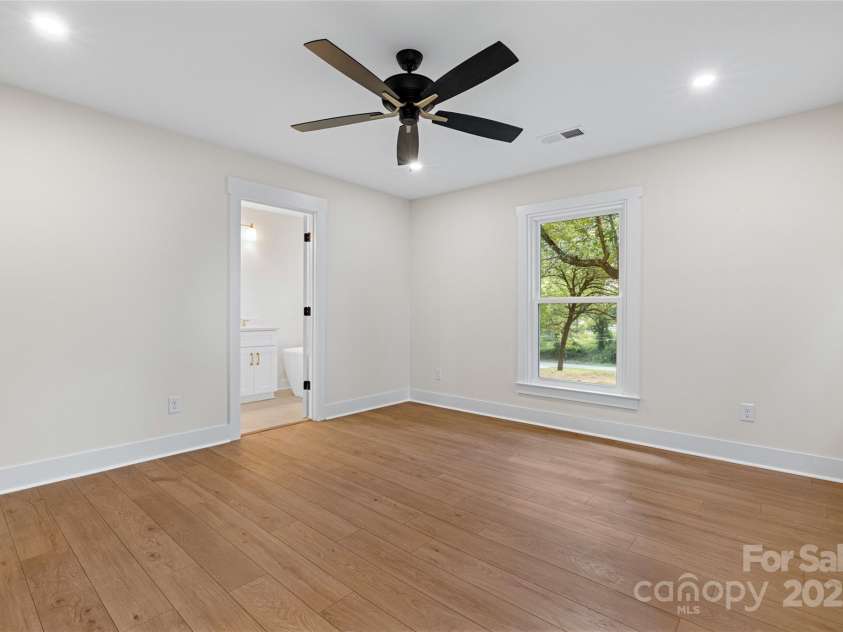 3124 India Hook Road, Rock Hill, SC 29732.  MLS# CAR4296950, YatesRealty ID 7929. 