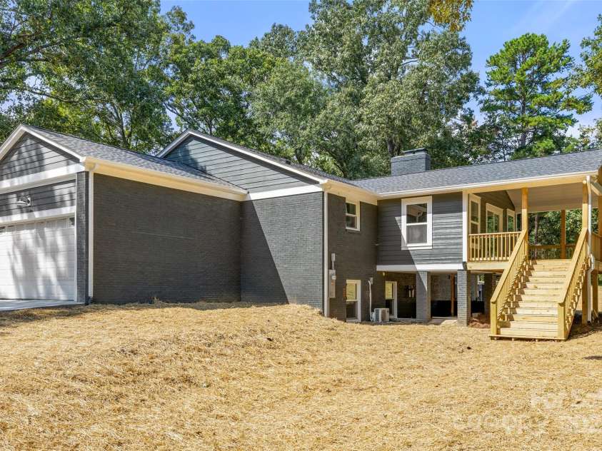 3124 India Hook Road, Rock Hill, SC 29732.  MLS# CAR4296950, YatesRealty ID 7929. 