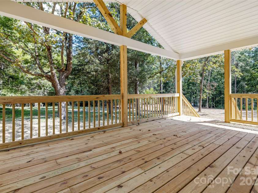3124 India Hook Road, Rock Hill, SC 29732.  MLS# CAR4296950, YatesRealty ID 7929. 