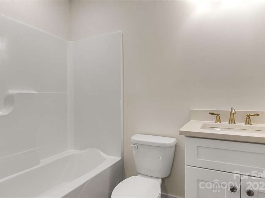 3124 India Hook Road, Rock Hill, SC 29732.  MLS# CAR4296950, YatesRealty ID 7929. 