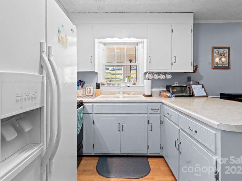 2598 Conner Circle, Lenoir, NC 28645.  MLS# CAR4312695, YatesRealty ID 793. 