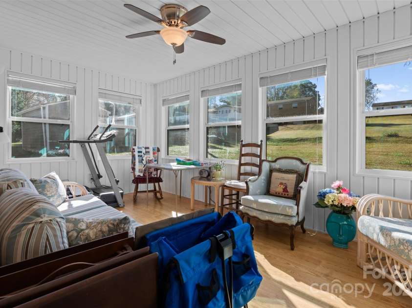 2598 Conner Circle, Lenoir, NC 28645.  MLS# CAR4312695, YatesRealty ID 793. 