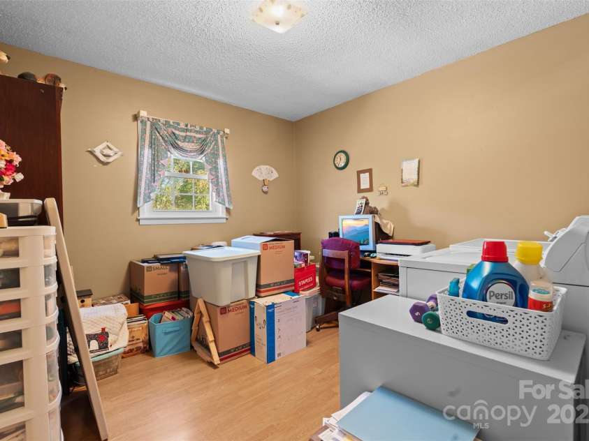 2598 Conner Circle, Lenoir, NC 28645.  MLS# CAR4312695, YatesRealty ID 793. 