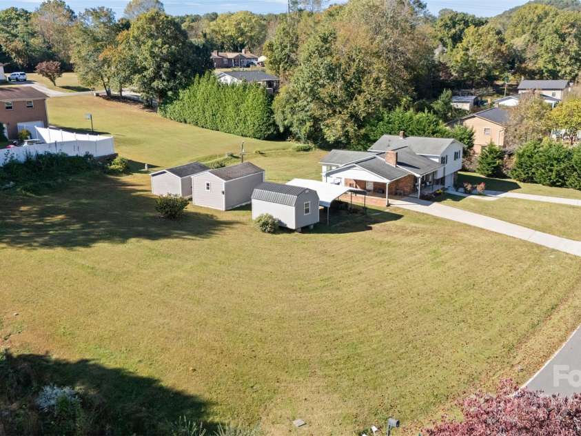 2598 Conner Circle, Lenoir, NC 28645.  MLS# CAR4312695, YatesRealty ID 793. 