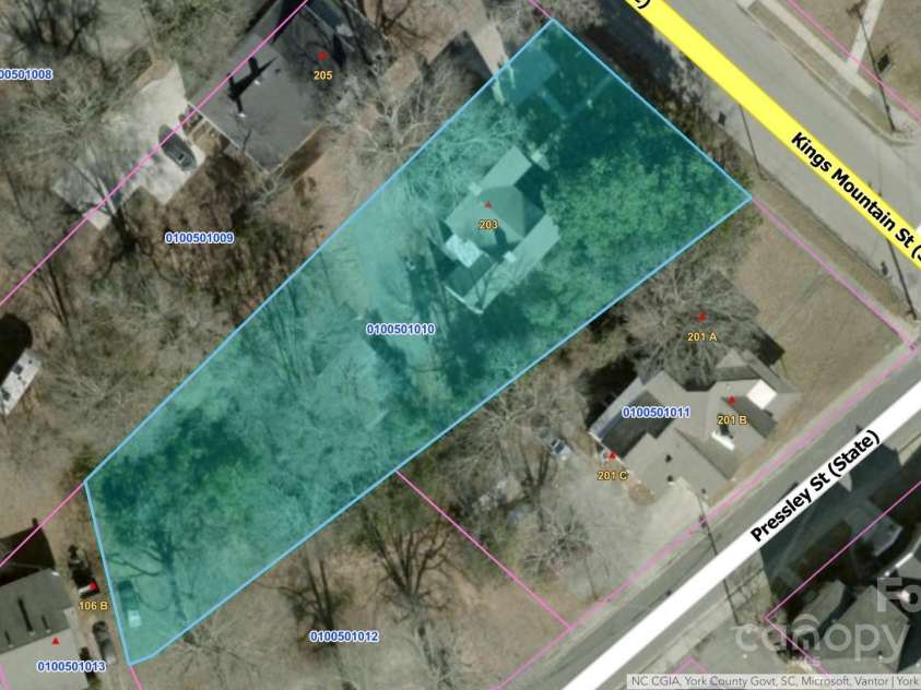 203 Kings Mountain Street, Clover, SC 29710.  MLS# CAR4277270, YatesRealty ID 7932. 