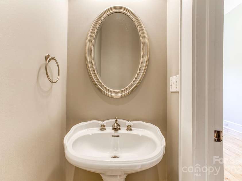 300 Main Street, Salisbury, NC 28144.  MLS# CAR4224846, YatesRealty ID 7932. 