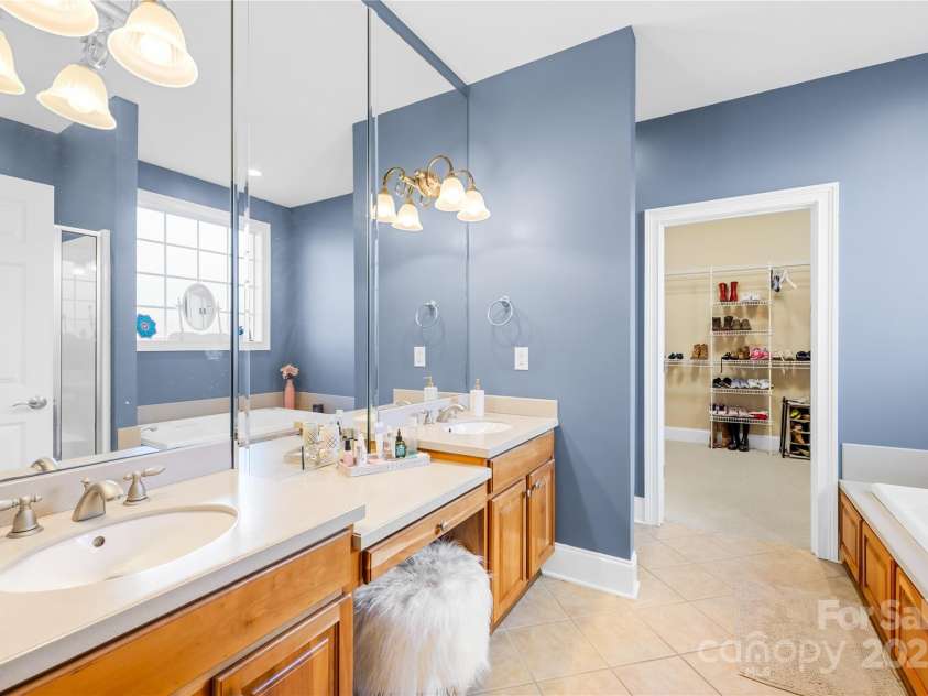 144 Spring Forest Drive, Shelby, NC 28152.  MLS# CAR4214408, YatesRealty ID 7934. 