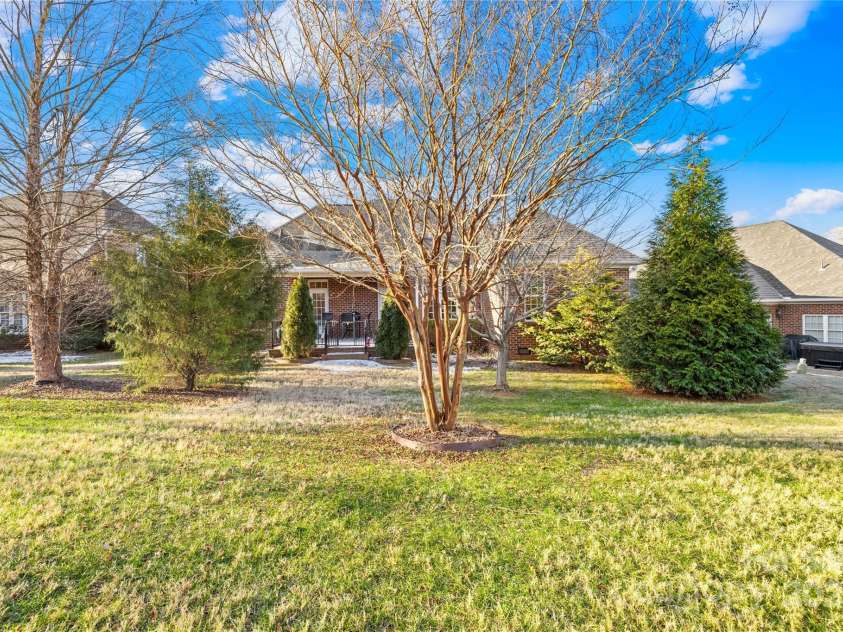 144 Spring Forest Drive, Shelby, NC 28152.  MLS# CAR4214408, YatesRealty ID 7934. 