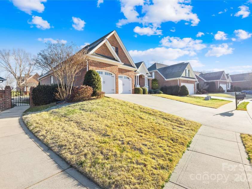 144 Spring Forest Drive, Shelby, NC 28152.  MLS# CAR4214408, YatesRealty ID 7934. 