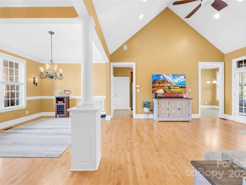 144 Spring Forest Drive, Shelby, NC 28152.  MLS# CAR4214408, YatesRealty ID 7934. 