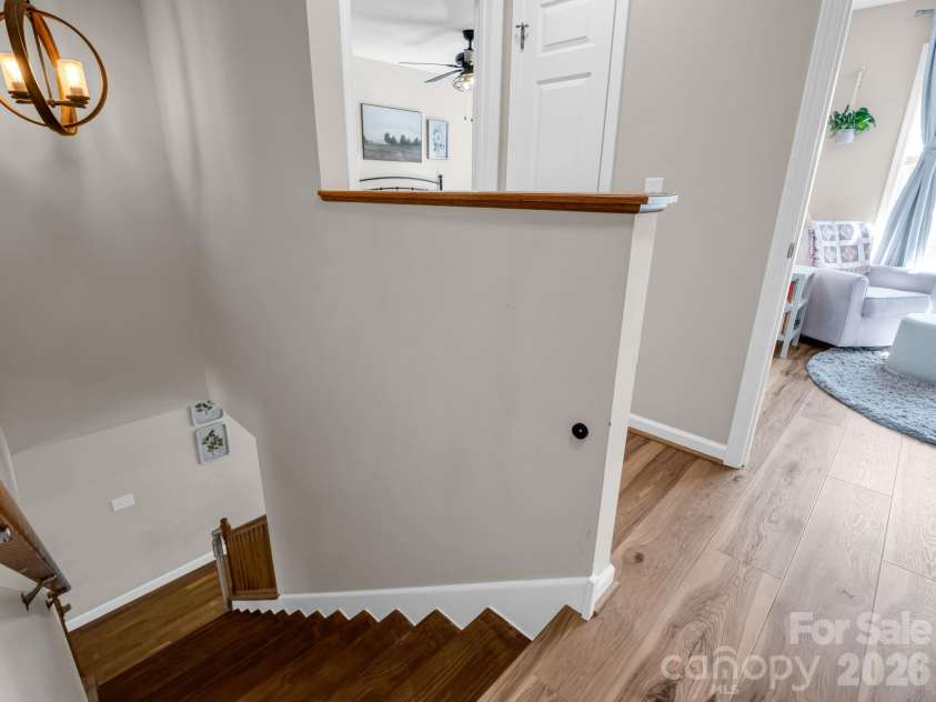 22 Macks Way, Hendersonville, NC 28739.  MLS# CAR4362721, YatesRealty ID 7936. 