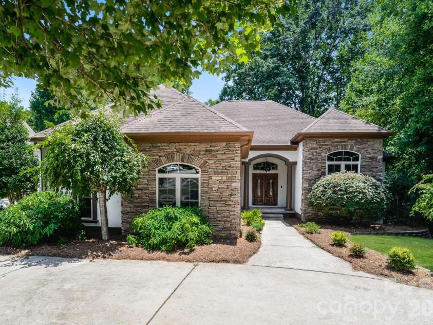 2360 Smith Harbour Drive, Denver, NC 28037.  MLS# CAR4405986, YatesRealty ID 7937. 
