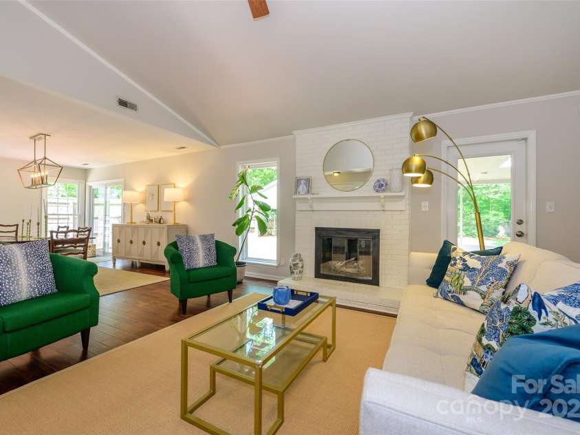 5916 Rexwood Place, Charlotte, NC 28210.  MLS# CAR4249850, YatesRealty ID 7938. 