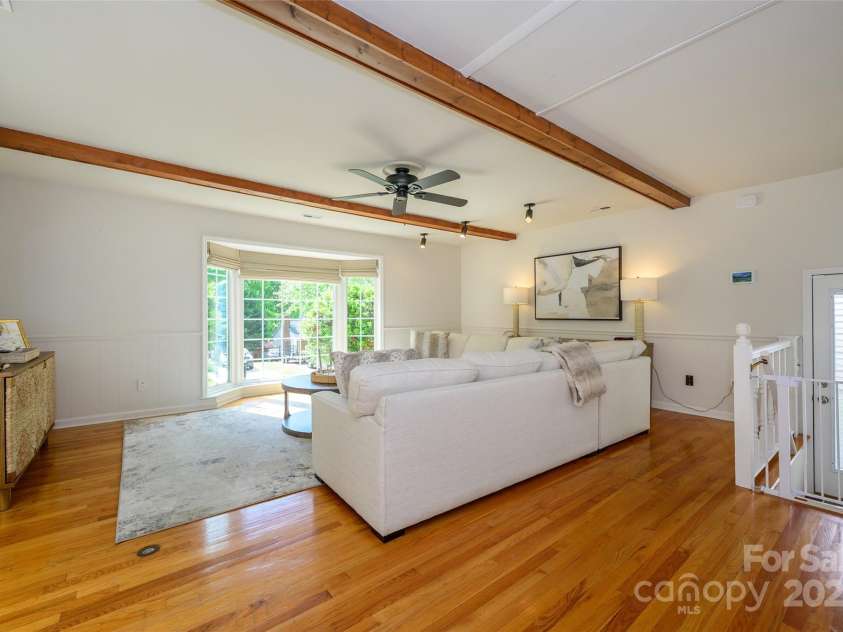 5916 Rexwood Place, Charlotte, NC 28210.  MLS# CAR4249850, YatesRealty ID 7938. 