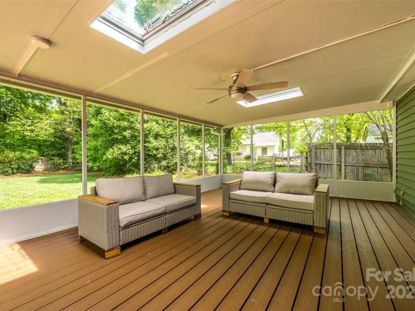 5916 Rexwood Place, Charlotte, NC 28210.  MLS# CAR4249850, YatesRealty ID 7938. 