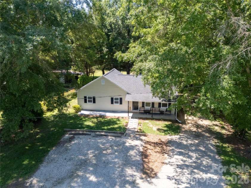 1620 Blueberry Street, Mount Pleasant, NC 28124.  MLS# CAR4390512, YatesRealty ID 7939. 