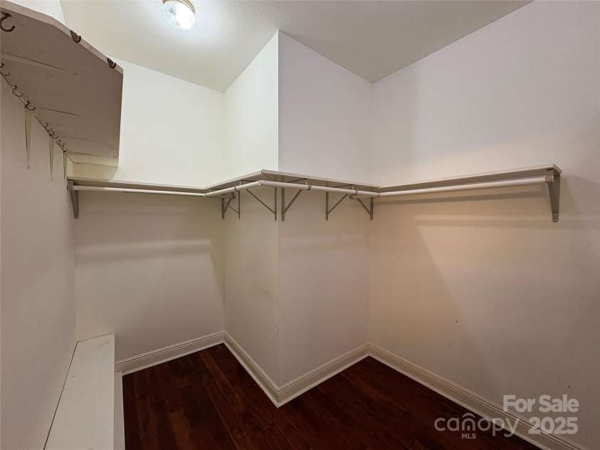 27 Mountain Lake Drive, Hendersonville, NC 28739.  MLS# CAR4295257, YatesRealty ID 794. 