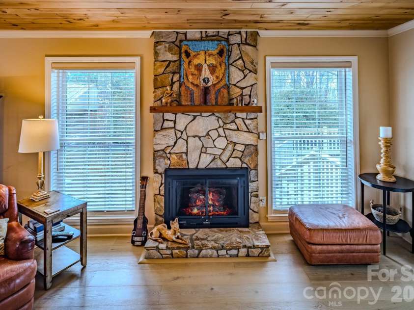 117 Hickory Lane, Newland, NC 28657.  MLS# CAR4361948, YatesRealty ID 7940. 