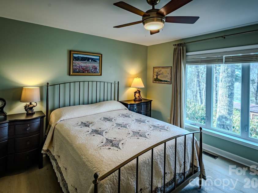117 Hickory Lane, Newland, NC 28657.  MLS# CAR4361948, YatesRealty ID 7940. 