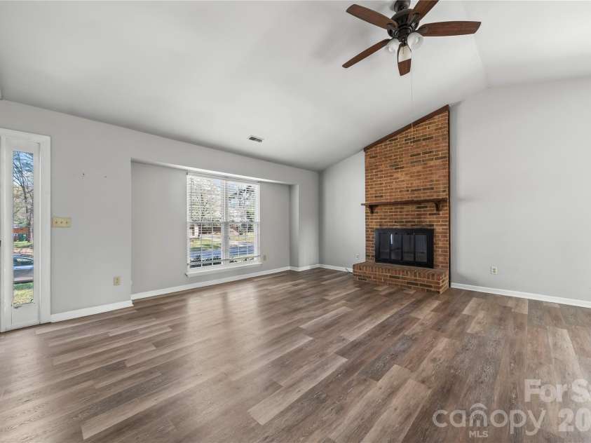 4518 Nicks Tavern Road, Charlotte, NC 28215.  MLS# CAR4362807, YatesRealty ID 7942. 