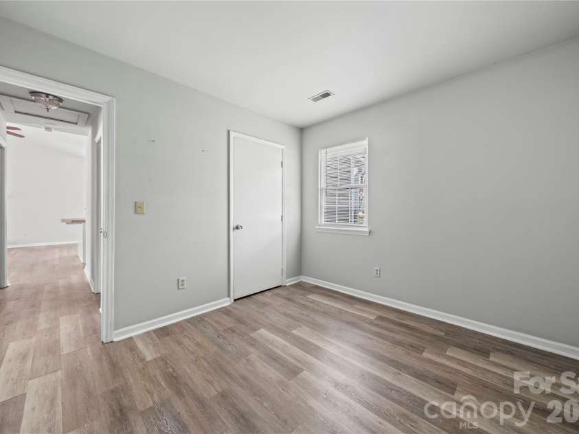 4518 Nicks Tavern Road, Charlotte, NC 28215.  MLS# CAR4362807, YatesRealty ID 7942. 