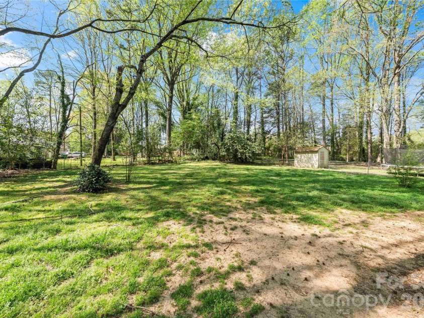 4518 Nicks Tavern Road, Charlotte, NC 28215.  MLS# CAR4362807, YatesRealty ID 7942. 