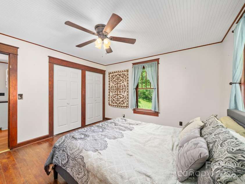 4685 NC Hwy 197 Highway, Green Mountain, NC 28740.  MLS# CAR4212711, YatesRealty ID 7942. 