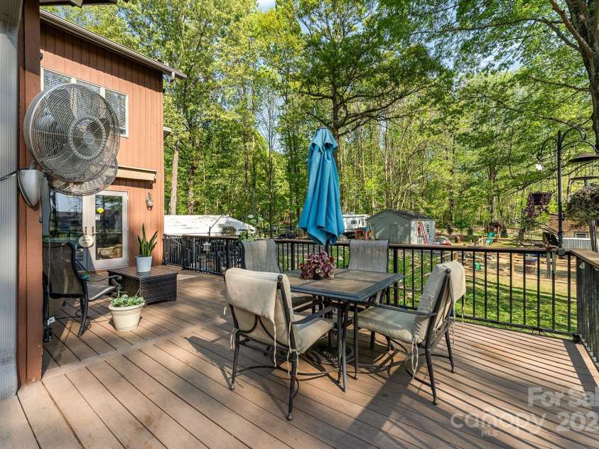 15215 Timberview Lane, Huntersville, NC 28078.  MLS# CAR4206089, YatesRealty ID 7943. 