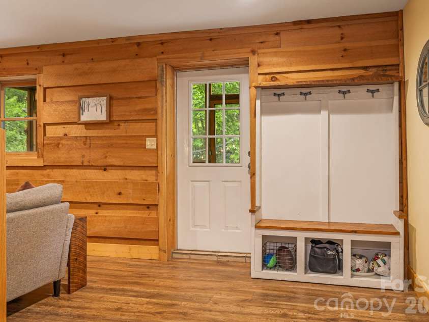 3245 Puncheon Fork Road, Mars Hill, NC 28754.  MLS# CAR4345903, YatesRealty ID 7943. Family Room