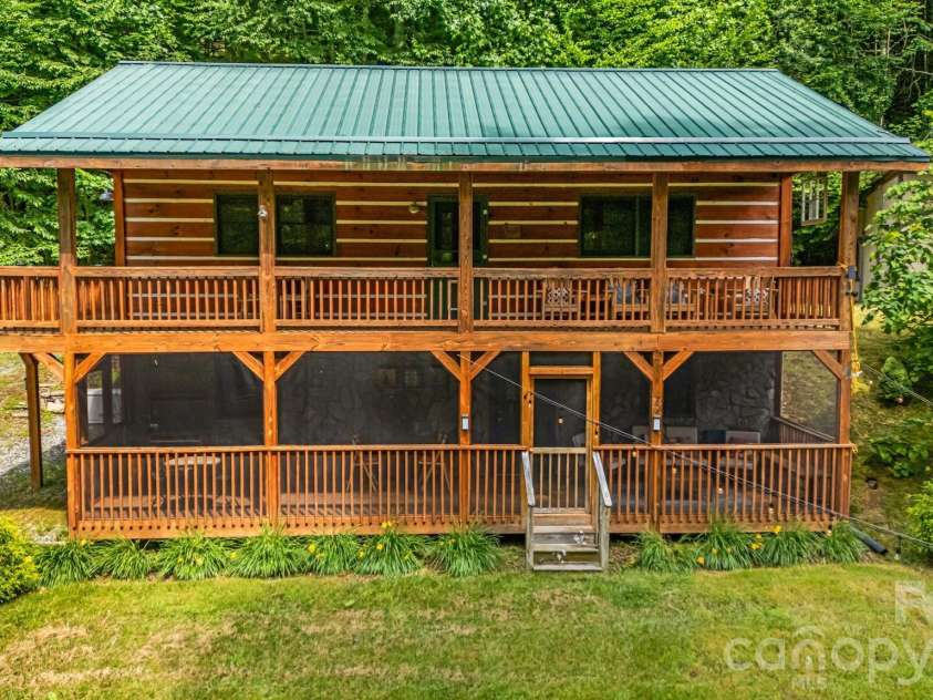 3245 Puncheon Fork Road, Mars Hill, NC 28754.  MLS# CAR4345903, YatesRealty ID 7943. Majestic Setting