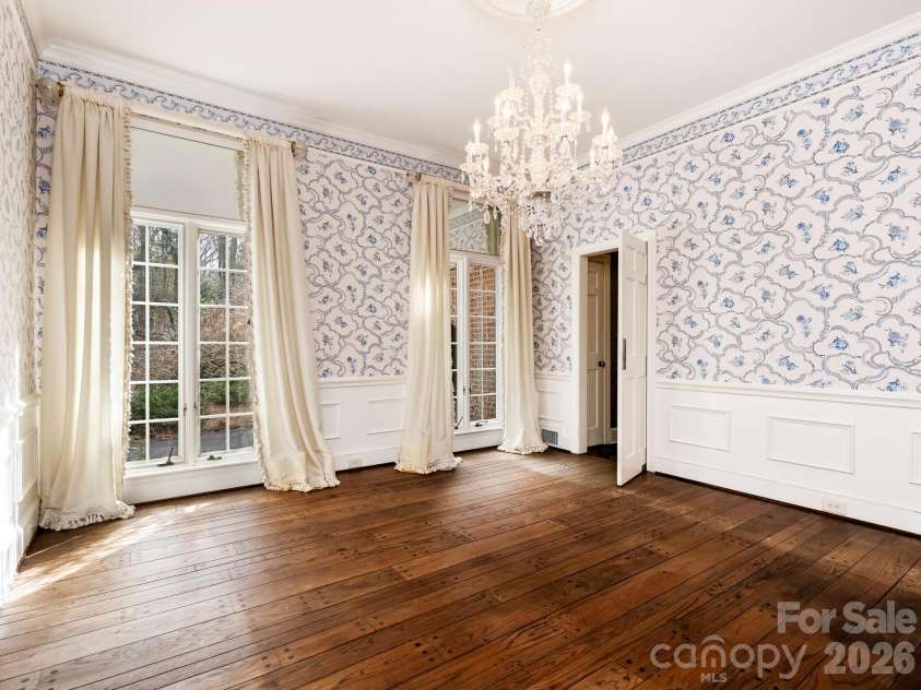 2750 Loch Lane, Charlotte, NC 28226.  MLS# CAR4335877, YatesRealty ID 7945. 