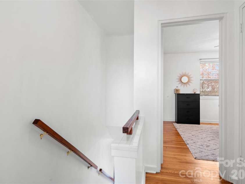 615 Biltmore Avenue, Asheville, NC 28803.  MLS# CAR4411921, YatesRealty ID 7946. 
