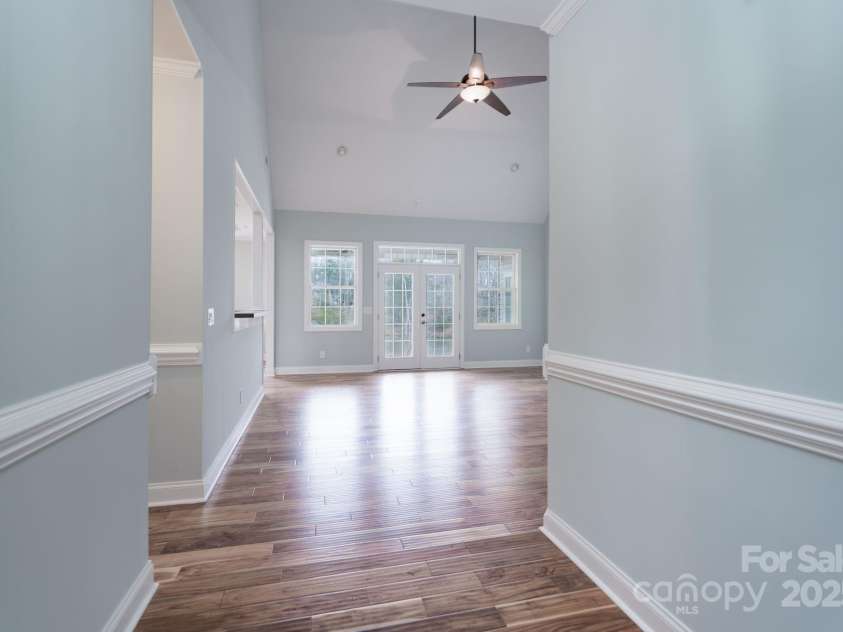 1750 Williamsburg Drive, Rock Hill, SC 29732.  MLS# CAR4221338, YatesRealty ID 7949. 