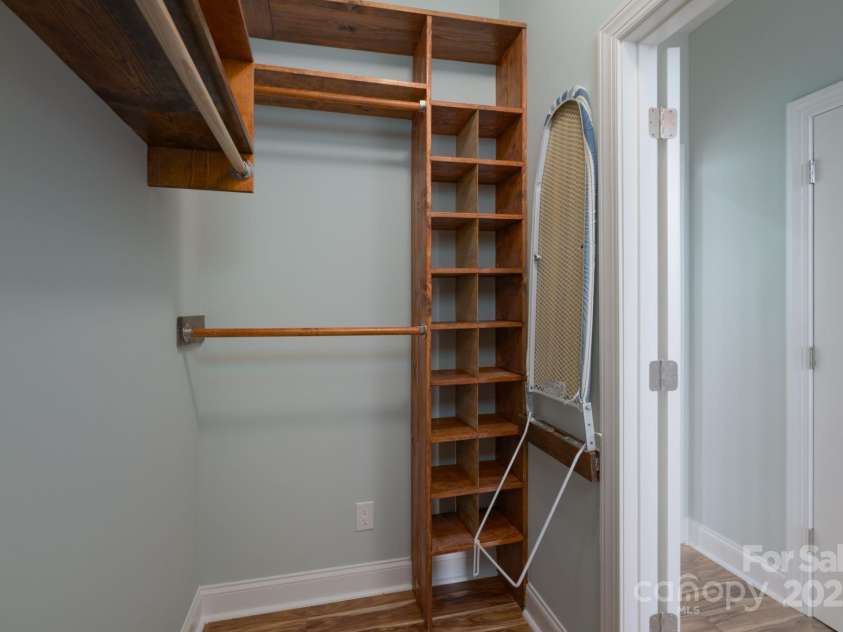 1750 Williamsburg Drive, Rock Hill, SC 29732.  MLS# CAR4221338, YatesRealty ID 7949. 