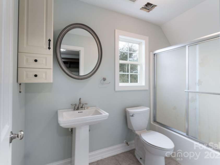 1750 Williamsburg Drive, Rock Hill, SC 29732.  MLS# CAR4221338, YatesRealty ID 7949. 