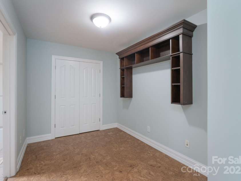 1750 Williamsburg Drive, Rock Hill, SC 29732.  MLS# CAR4221338, YatesRealty ID 7949. 