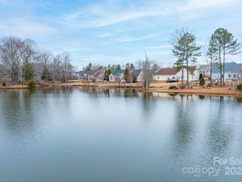 1750 Williamsburg Drive, Rock Hill, SC 29732.  MLS# CAR4221338, YatesRealty ID 7949. 