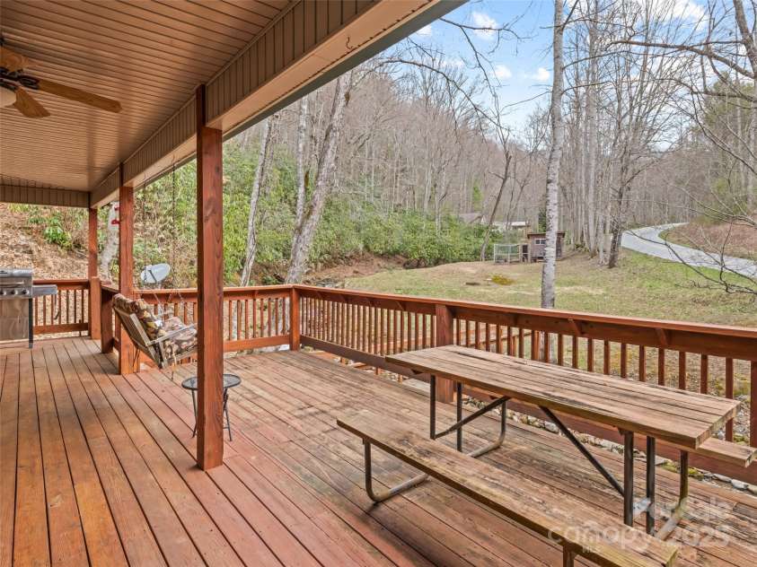 3975 Mountain Creek Road, Robbinsville, NC 28771.  MLS# CAR4329433, YatesRealty ID 7949. 