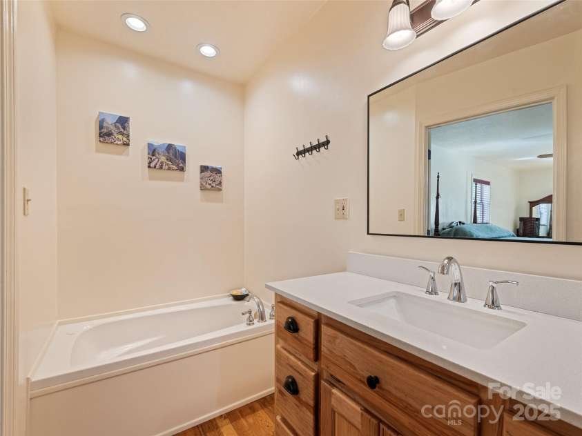 3975 Mountain Creek Road, Robbinsville, NC 28771.  MLS# CAR4329433, YatesRealty ID 7949. 