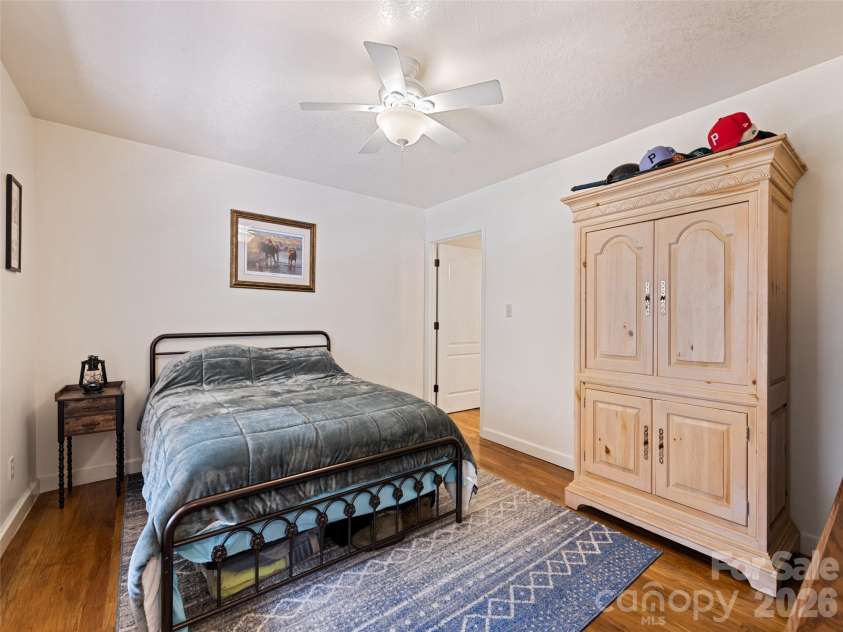 3975 Mountain Creek Road, Robbinsville, NC 28771.  MLS# CAR4329433, YatesRealty ID 7949. 